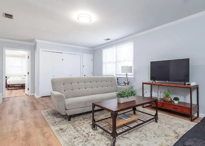 Casa vacanze Beautiful Remodeled Penthouse Unit In Old Town *