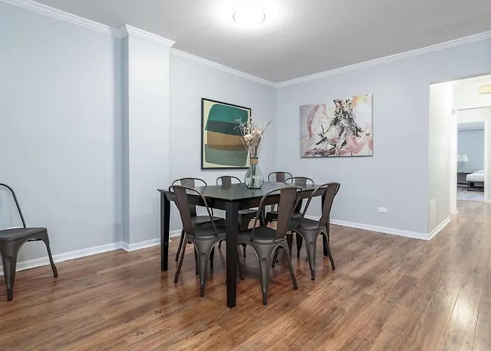 Casa vacanze Beautiful Remodeled Penthouse Unit In Old Town